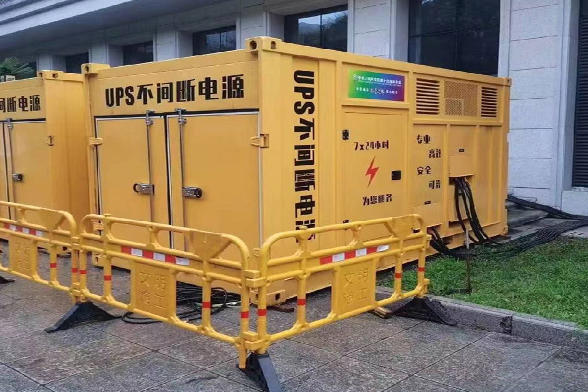 迪庆发电机租赁施工现场